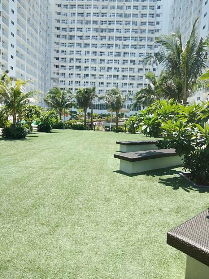 Shore Residences Moa マニラ市 エクステリア 写真