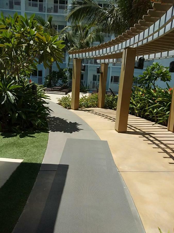 Shore Residences Moa マニラ市 エクステリア 写真